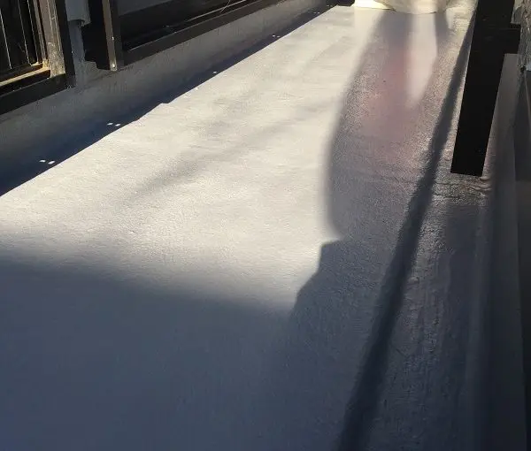 千葉県勝浦市 防水工事 ベランダ Frp防水工事のメリット 工程 外壁塗装 屋根塗装 アクア塗装 千葉県木更津 袖ヶ浦 富津 君津