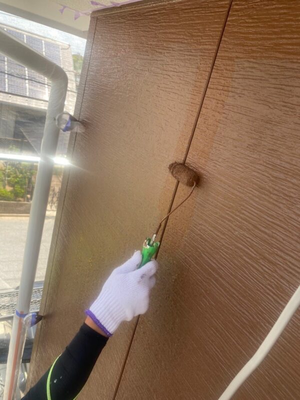 千葉県木更津市　K様邸　外壁塗装工事　中塗り～上塗り～施工完了