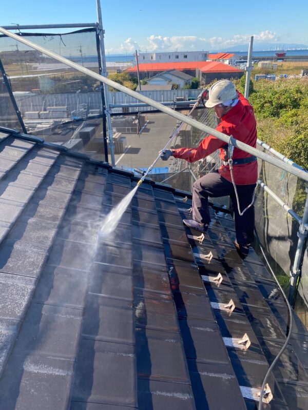 千葉県木更津市　T様邸　屋根塗装　外壁塗装工事　高圧洗浄作業