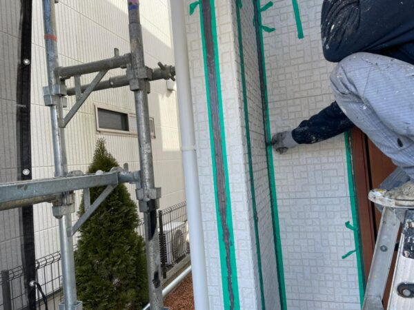 千葉県勝浦市　M様邸　外壁塗装工事　コーキング工事　コーキング材充填～施工完了