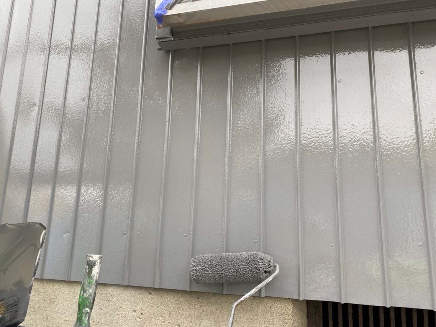 千葉県富津市　U様邸　トタン外壁・庇の塗装（1）