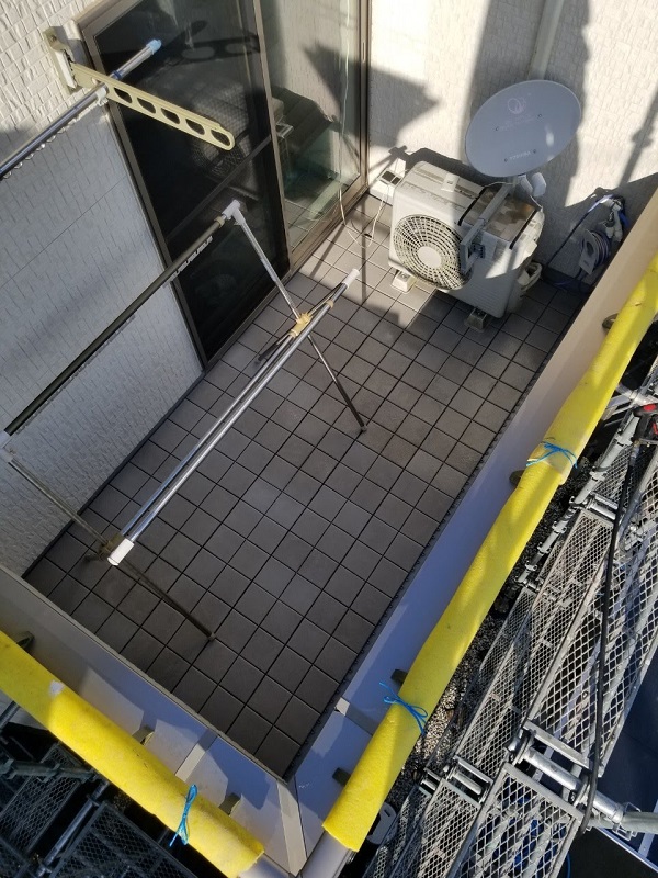 千葉県勝浦市・K様　屋根塗装・外壁塗装　高圧洗浄機で汚れを除去 (2)