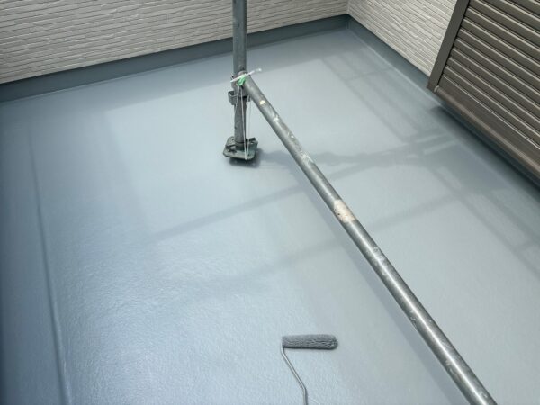 千葉県勝浦市 H様邸 ベランダ防水工事 防水材塗布 ウレタン防水とは?