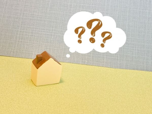 屋根の葺き替え工事とは?メリットやデメリットについて